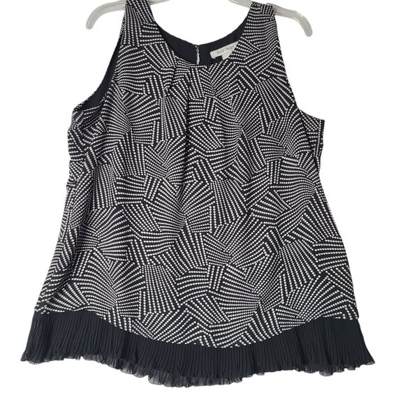 White House Black Market Tops - 🔥3/$30 White House Black Market Sleeveless Black Polka Dot Blouse Size Large